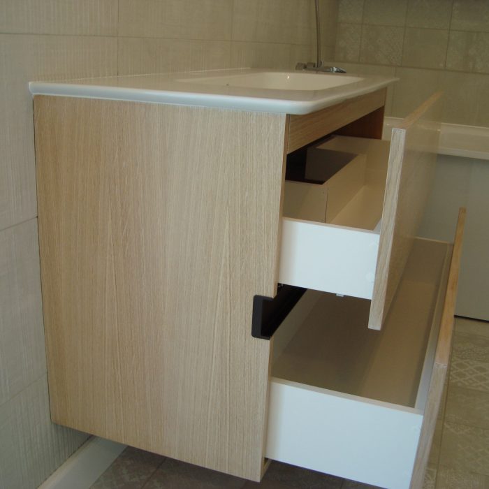 Nestandartiniai korpusiniai baldai baldai pagal individualius uzsakymus Vonios baldai aruno baldai (3)